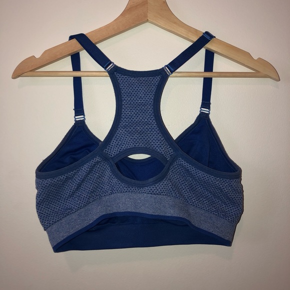 Puma sport bra - Picture 2 of 5